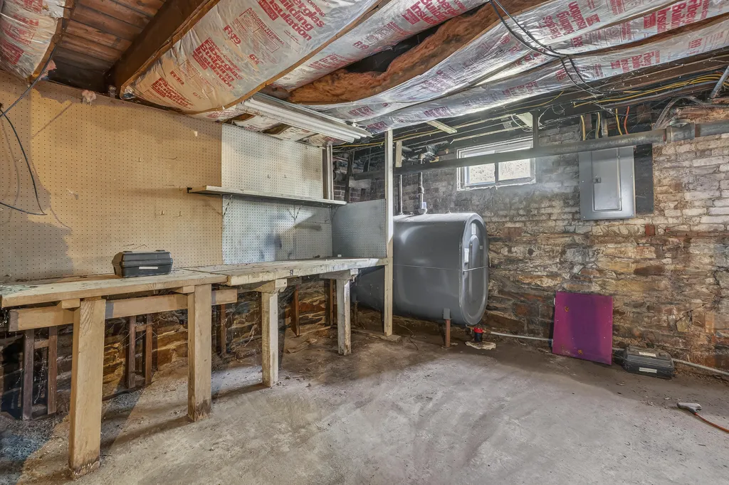 8 Prospect Street Waterville ME 04901