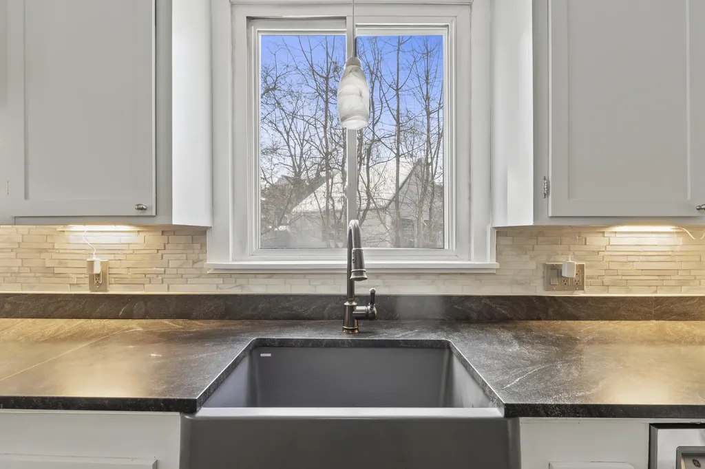 8 Prospect Street Waterville ME 04901