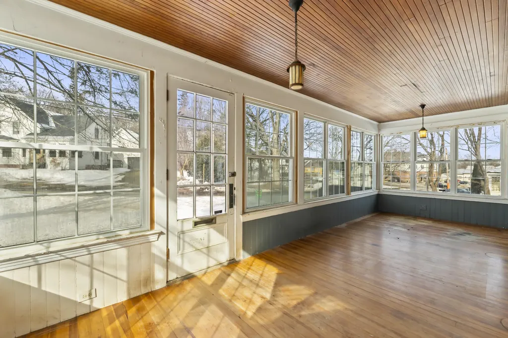8 Prospect Street Waterville ME 04901