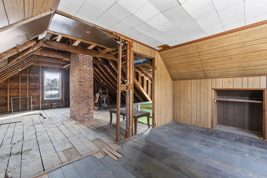 8 Prospect Street Waterville ME 04901