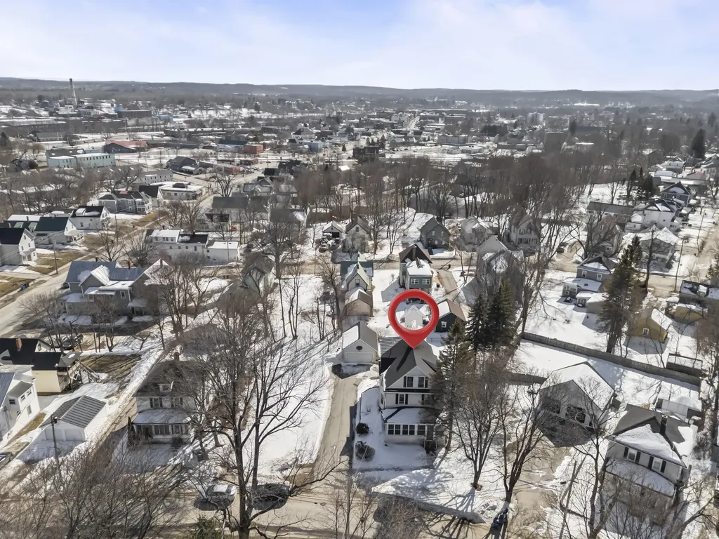 8 Prospect Street Waterville ME 04901