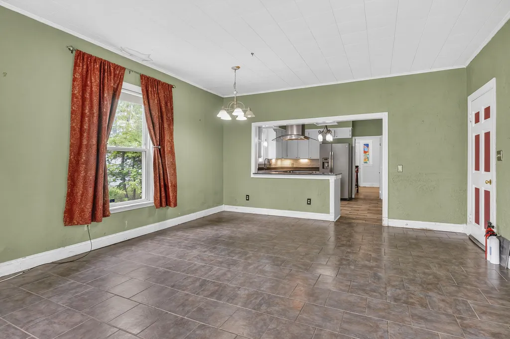 8 Prospect Street Waterville ME 04901