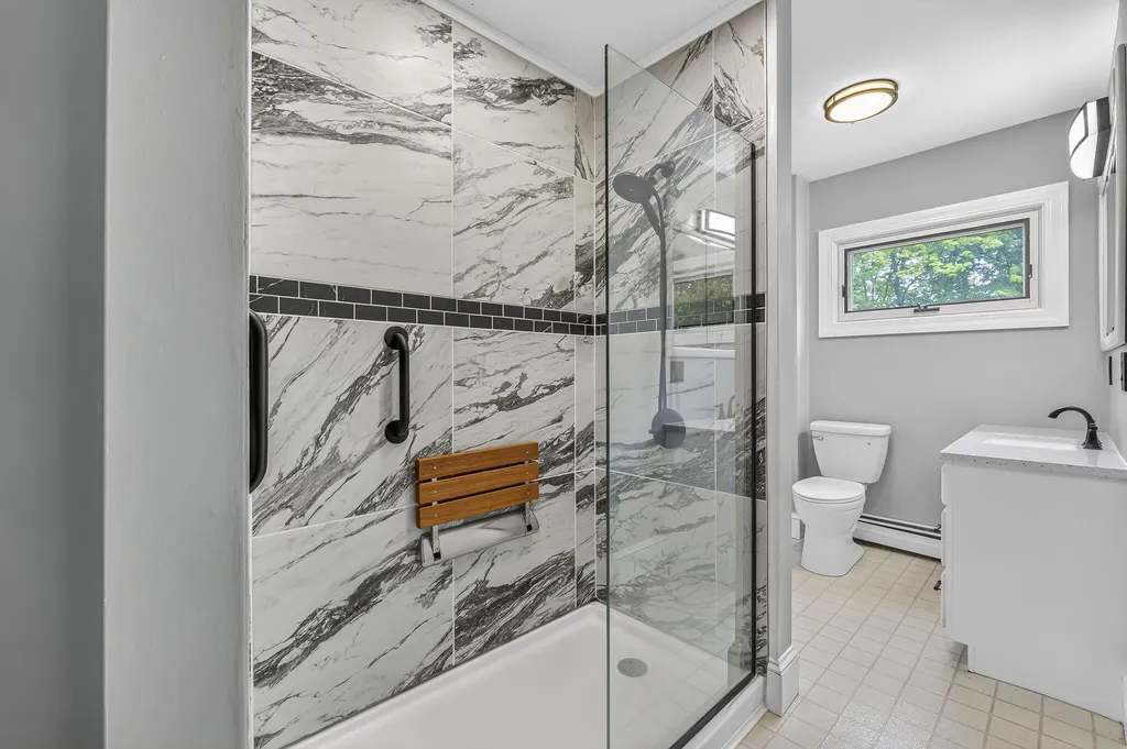 8 Prospect Street Waterville ME 04901