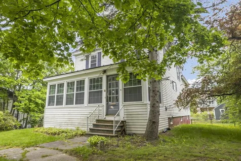 8 Prospect Street Waterville ME 04901