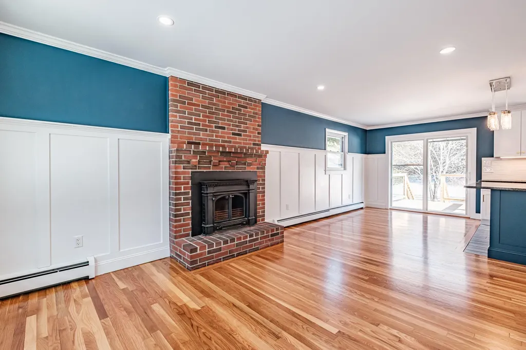 245 Payne Road Scarborough ME 04074