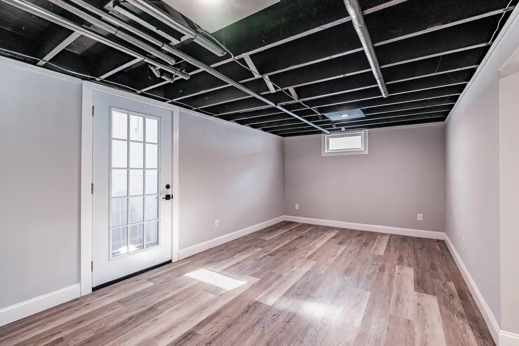 245 Payne Road Scarborough ME 04074