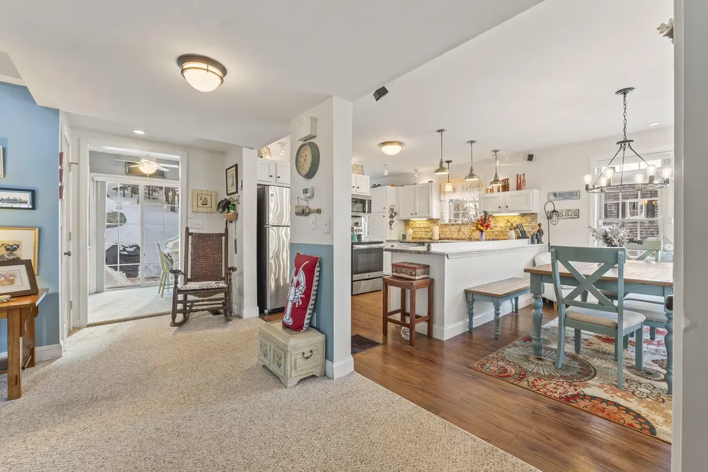 21 Lobster Cove Road Boothbay Harbor ME 04538
