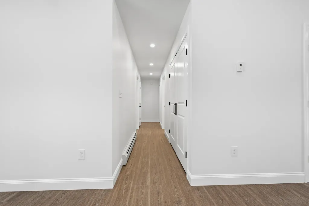 102 Noble Road Oxford ME 04270