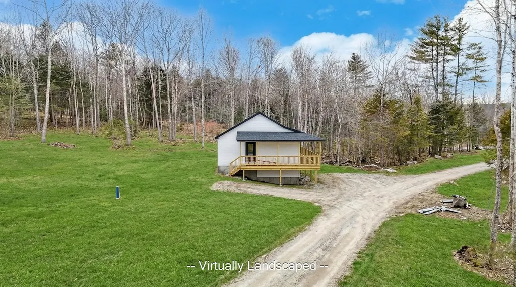 102 Noble Road Oxford ME 04270
