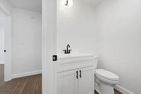 102 Noble Road Oxford ME 04270