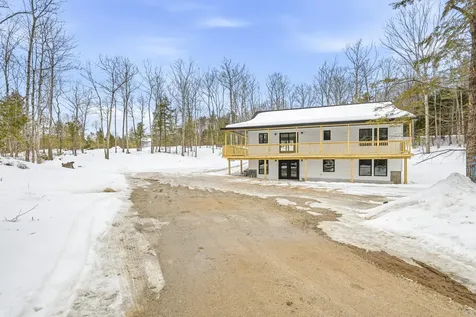 102 Noble Road Oxford ME 04270