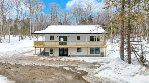 102 Noble Road Oxford ME 04270