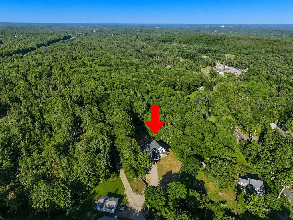 16 Piper Farm Road Brunswick ME 04011
