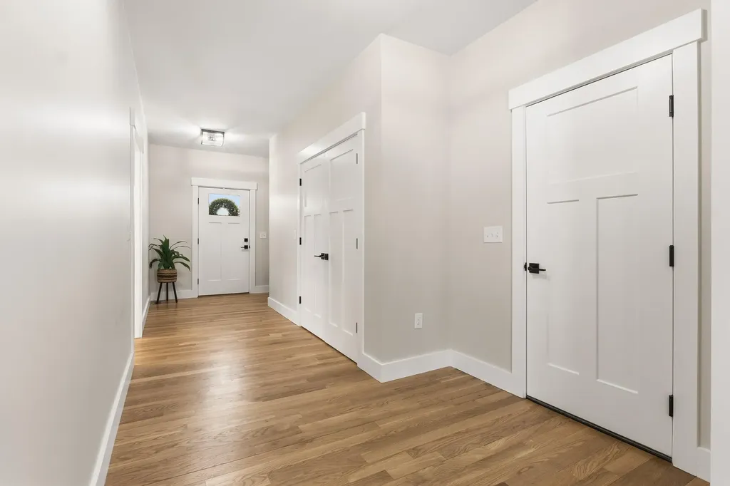 16 Piper Farm Road Brunswick ME 04011
