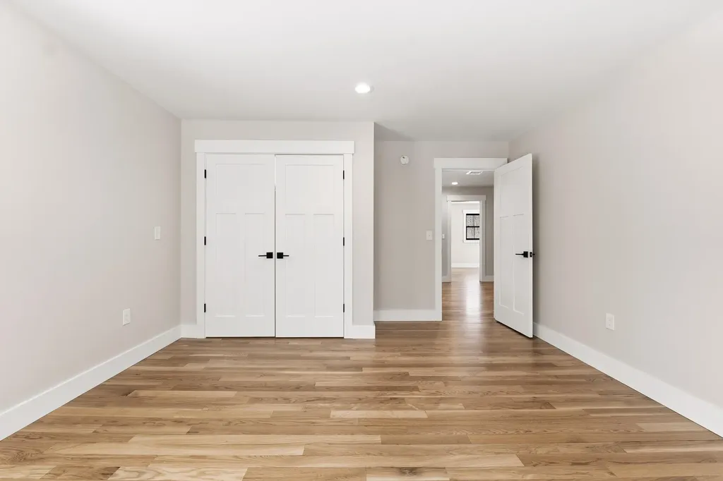16 Piper Farm Road Brunswick ME 04011