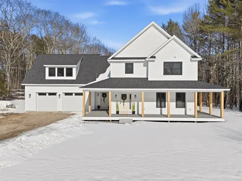 16 Piper Farm Road Brunswick ME 04011