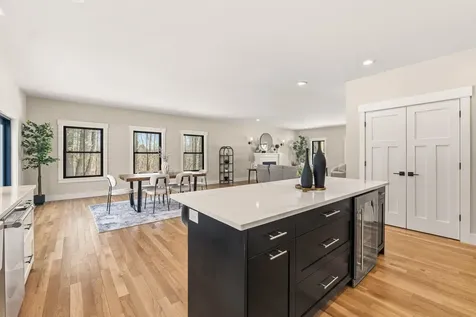 16 Piper Farm Road Brunswick ME 04011