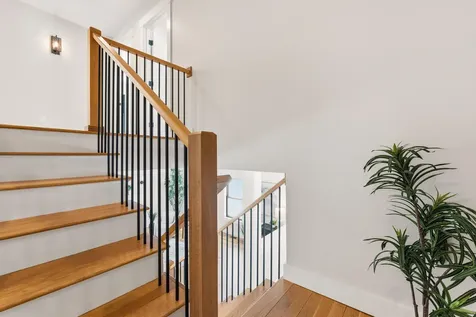 16 Piper Farm Road Brunswick ME 04011