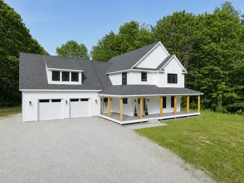 16 Piper Farm Road Brunswick ME 04011