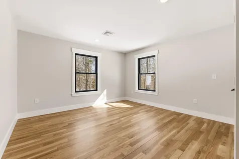 16 Piper Farm Road Brunswick ME 04011