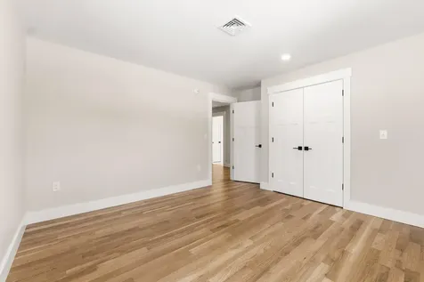 16 Piper Farm Road Brunswick ME 04011