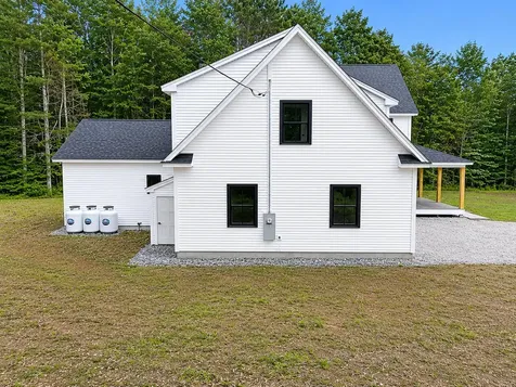 16 Piper Farm Road Brunswick ME 04011