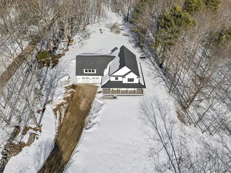 16 Piper Farm Road Brunswick ME 04011