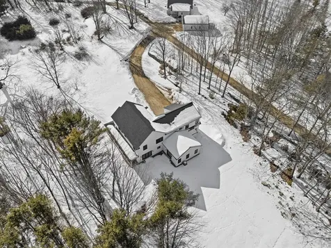 16 Piper Farm Road Brunswick ME 04011