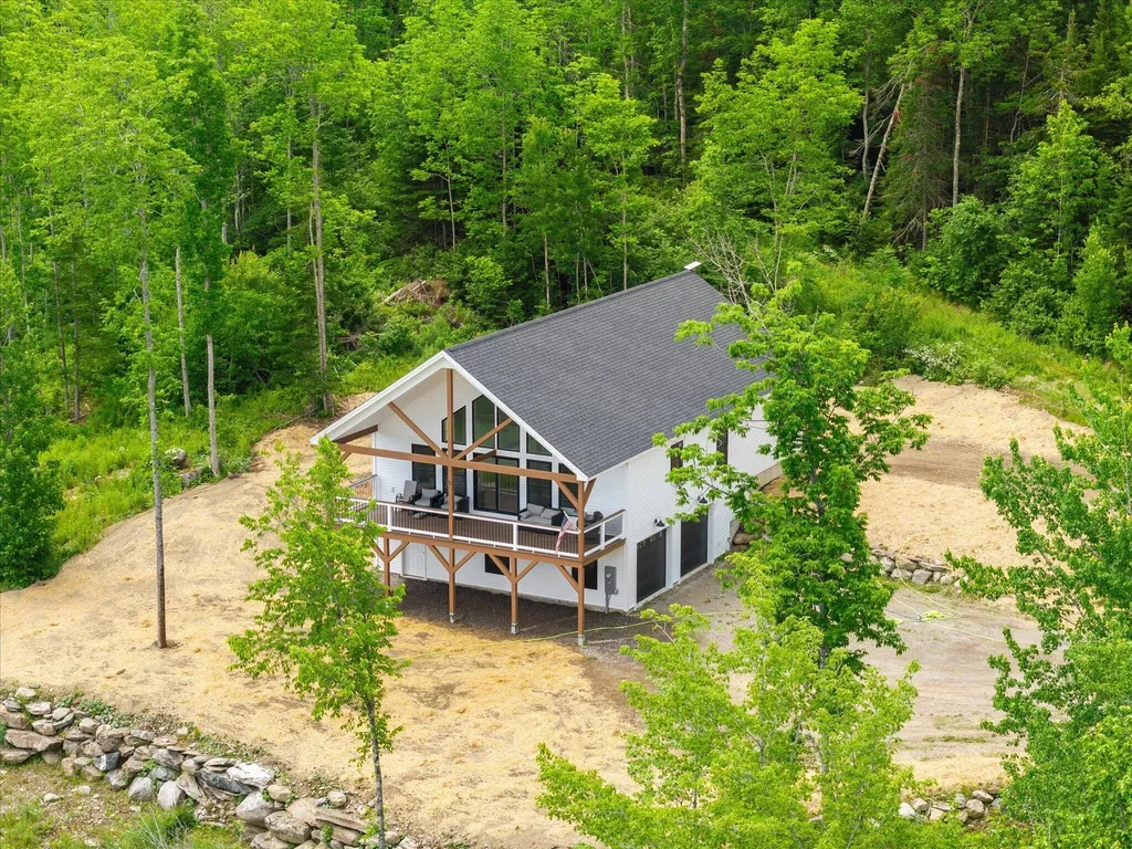 1431 Kennebec Road Hampden ME 04444