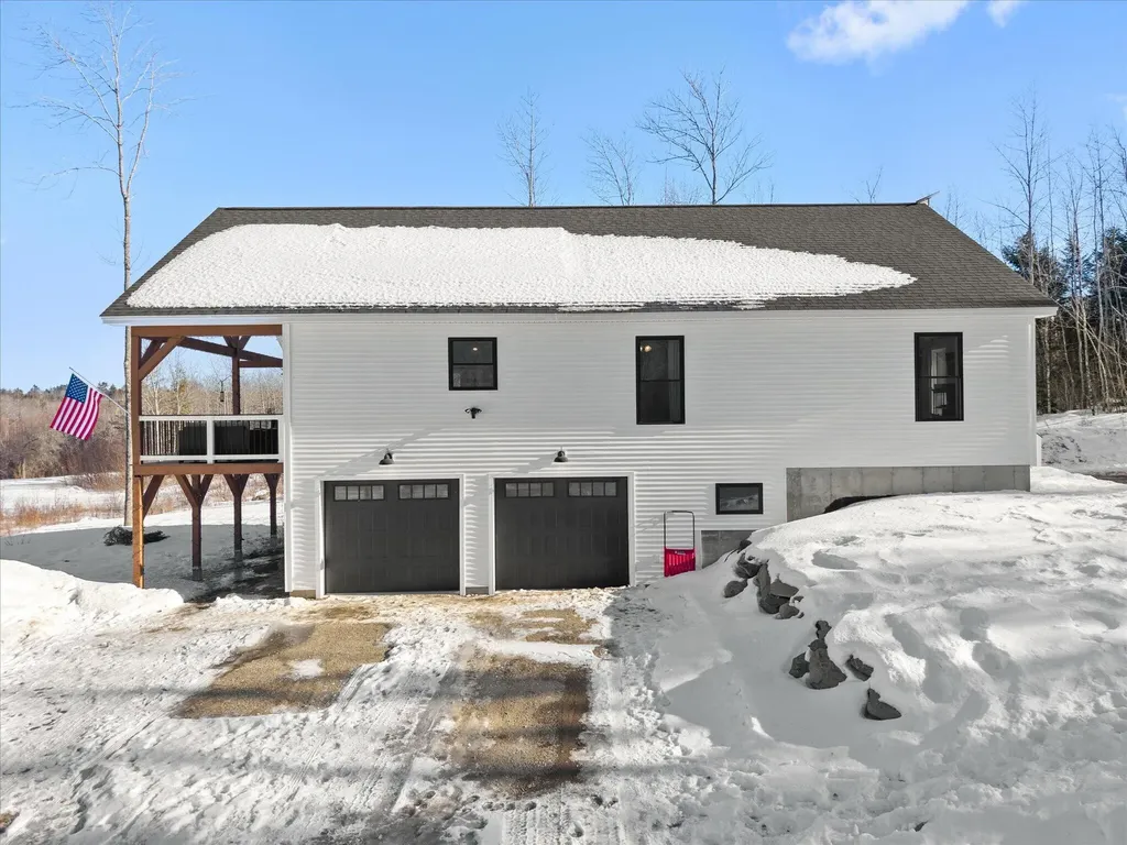 1431 Kennebec Road Hampden ME 04444