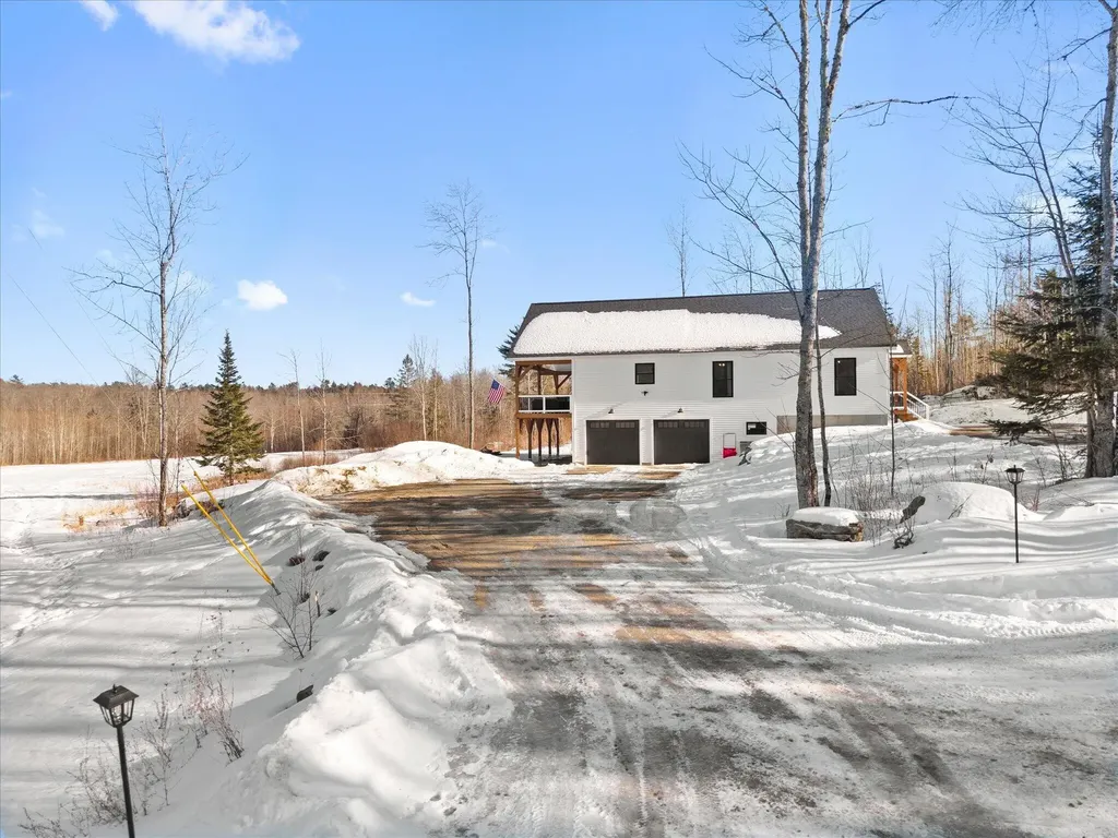 1431 Kennebec Road Hampden ME 04444