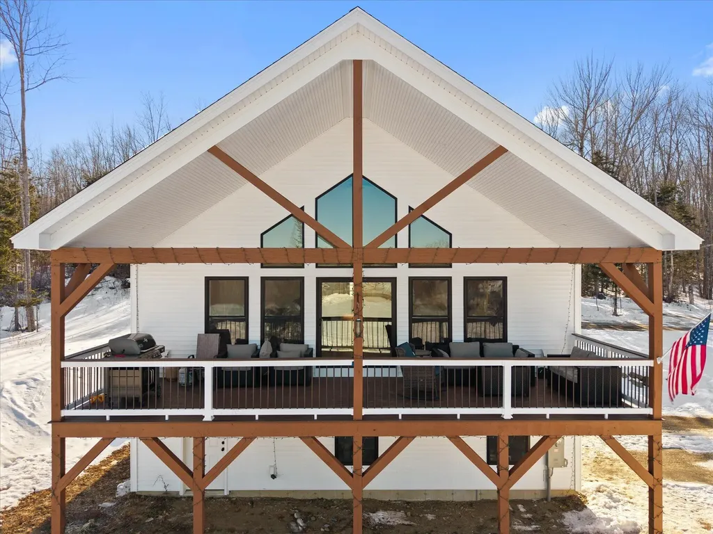 1431 Kennebec Road Hampden ME 04444