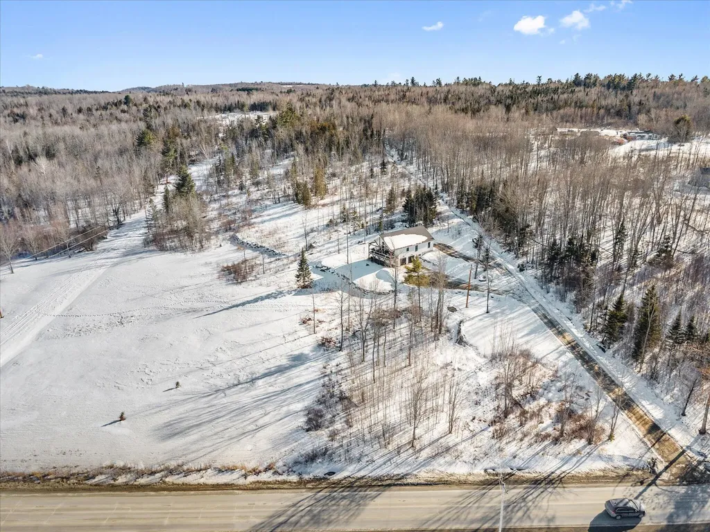 1431 Kennebec Road Hampden ME 04444