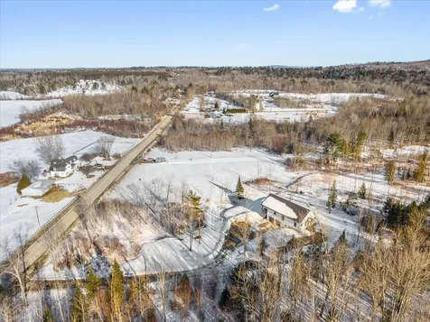 1431 Kennebec Road Hampden ME 04444