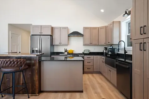 1431 Kennebec Road Hampden ME 04444