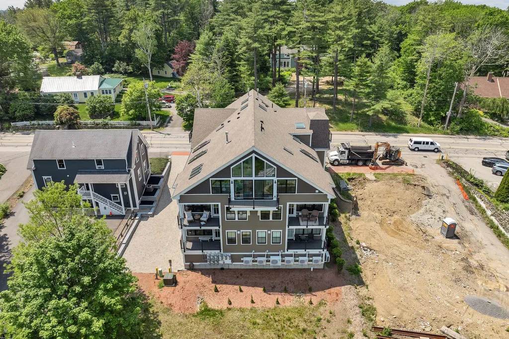 298 York Street York ME 03909