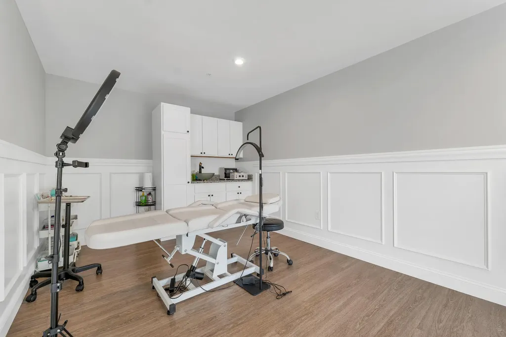 298 York Street York ME 03909
