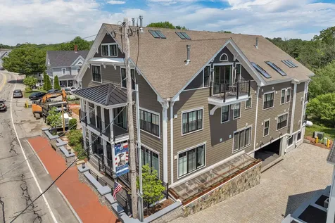 298 York Street York ME 03909