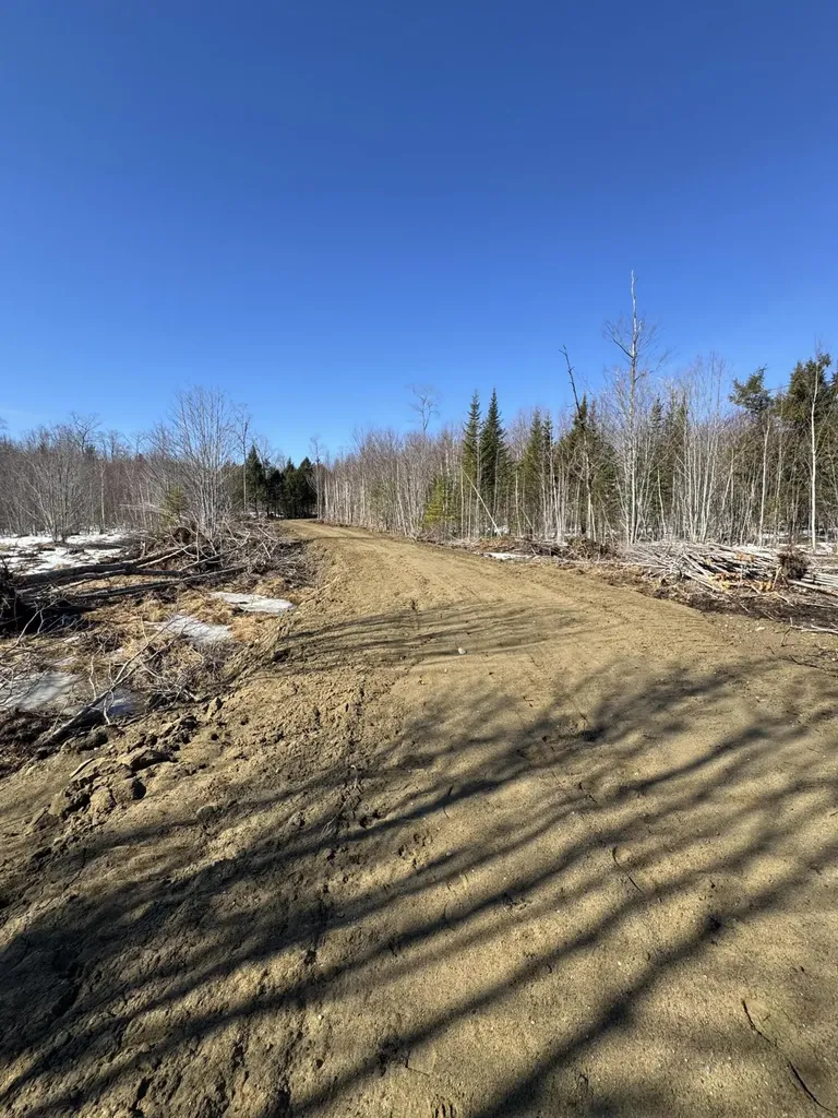585 Waldoboro Road Washington ME 04574