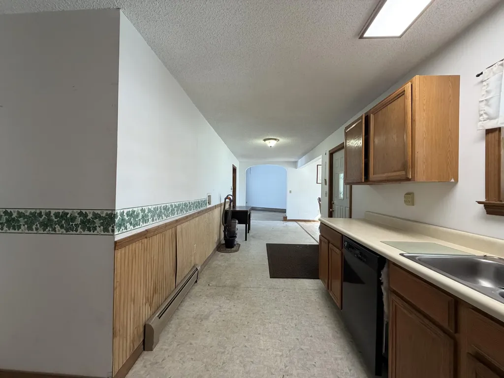 189 Phinney Farm Road Lincoln ME 04457
