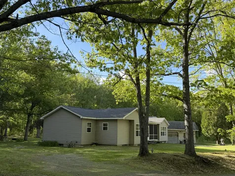 189 Phinney Farm Road Lincoln ME 04457
