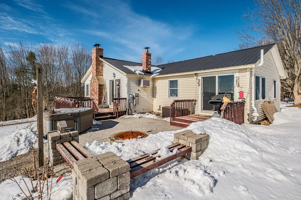 32 Leander Harmon Road Harrison ME 04040
