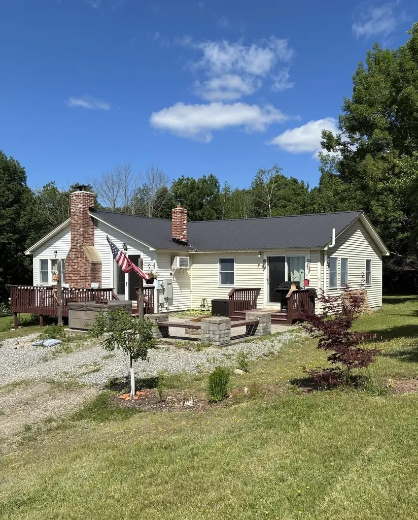 32 Leander Harmon Road Harrison ME 04040