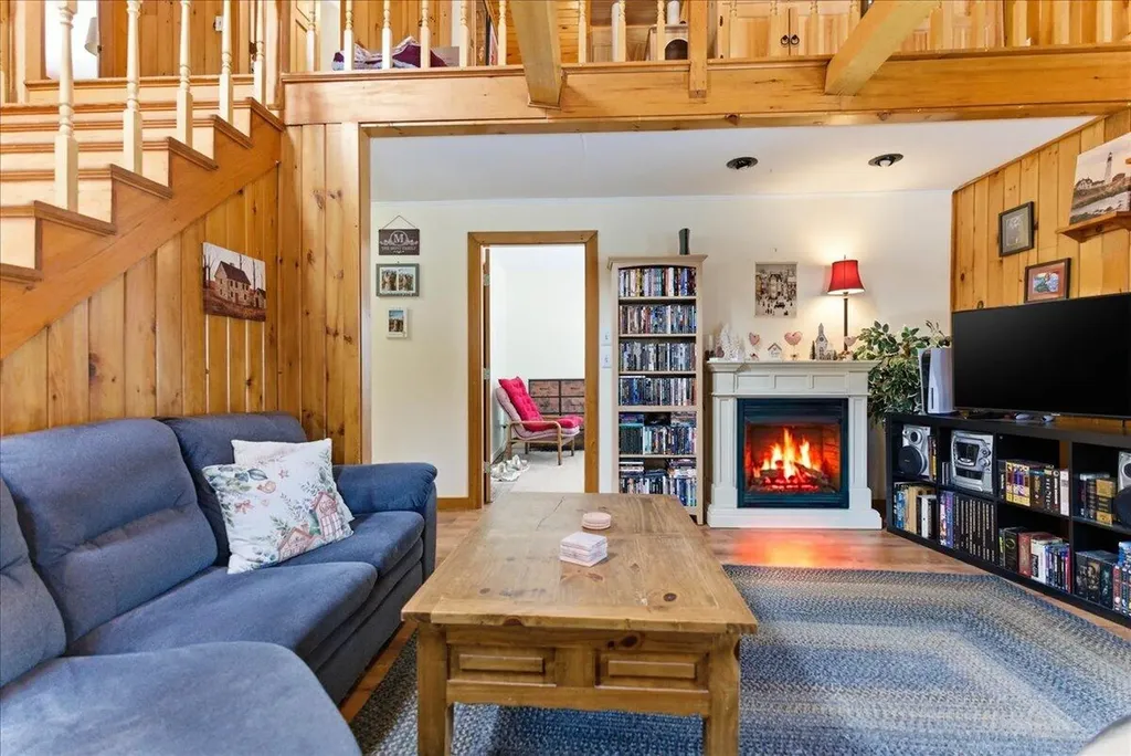59 Vanner Road Washington ME 04574