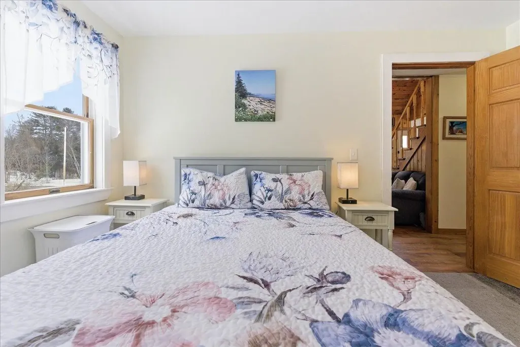 59 Vanner Road Washington ME 04574
