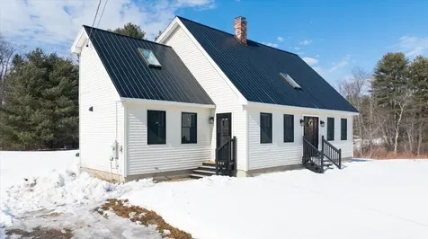 59 Vanner Road Washington ME 04574