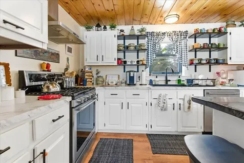 59 Vanner Road Washington ME 04574
