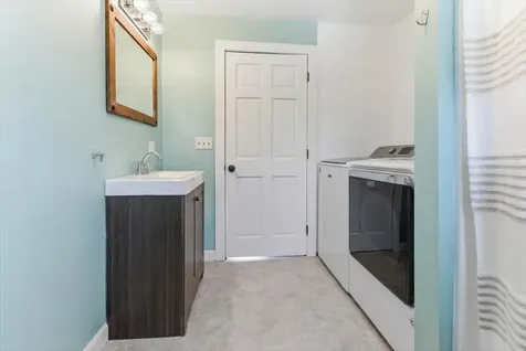 59 Vanner Road Washington ME 04574