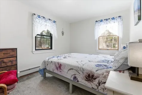 59 Vanner Road Washington ME 04574
