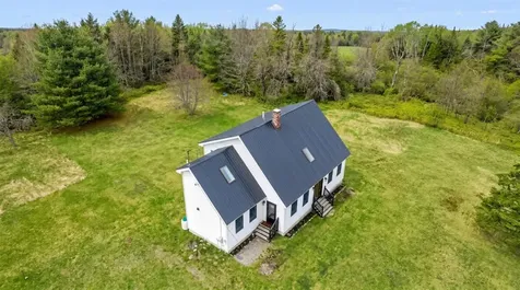 59 Vanner Road Washington ME 04574